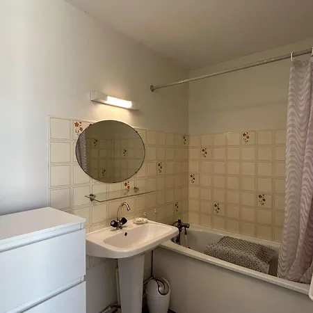 Appartement Bel 3 Pieces A L'herbaudiere, 2 Chambres, A Proximite - Fr-1-224b-130 *